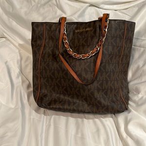 Michael Kors logo bag